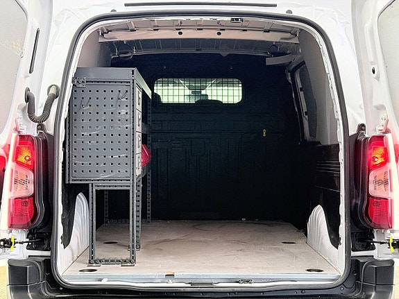 Peugeot Partner 17 of 28
