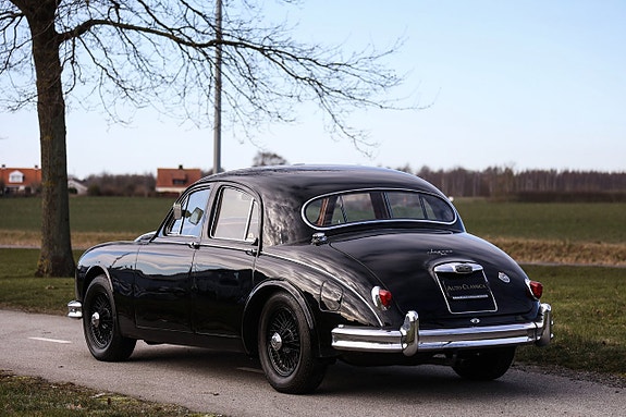 Jaguar Mark 1 5 of 5