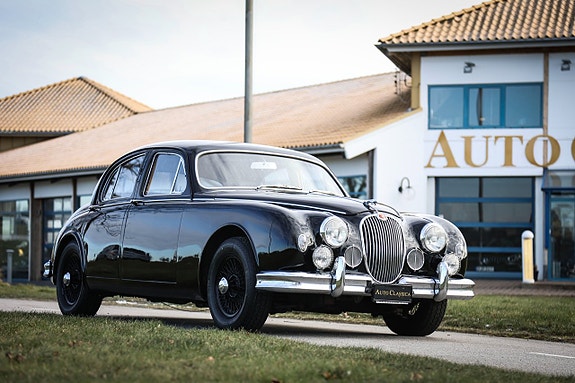 Jaguar Mark 1 2 of 5