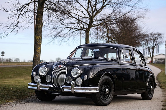 Jaguar Mark 1 4 of 5