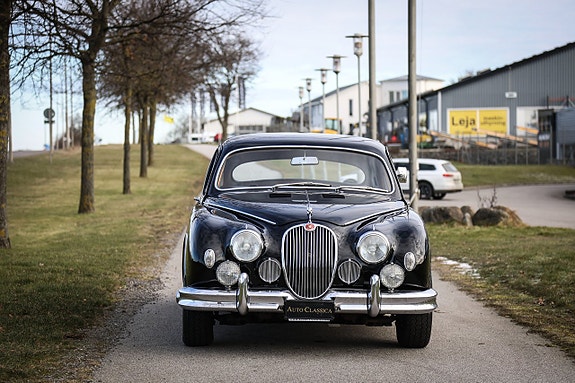 Jaguar Mark 1 3 of 5