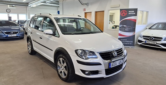 Volkswagen CrossTouran 3 of 5
