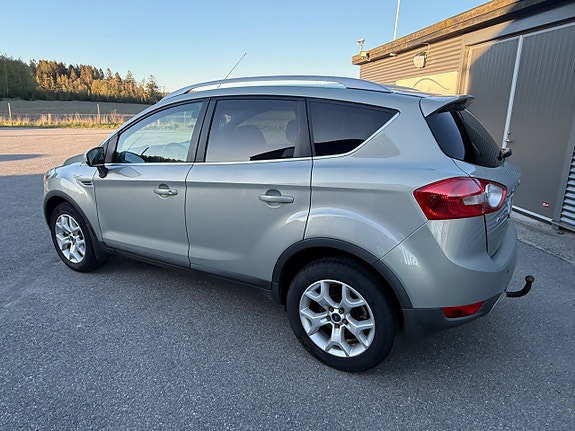 Ford Kuga 3 of 5