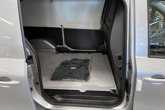 Mercedes-Benz eCitan 11 of 14