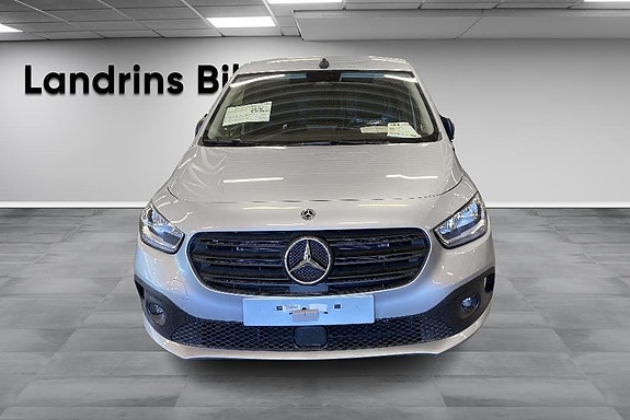 Mercedes-Benz eCitan 3 of 5