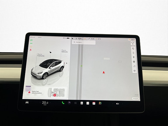 Tesla Model Y 17 of 30