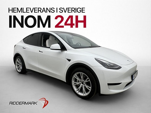 Tesla Model Y 4 of 30