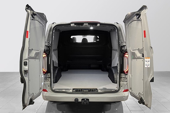 Volkswagen Transporter 4 of 5