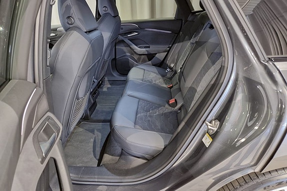 Audi A6 e-tron 18 of 19