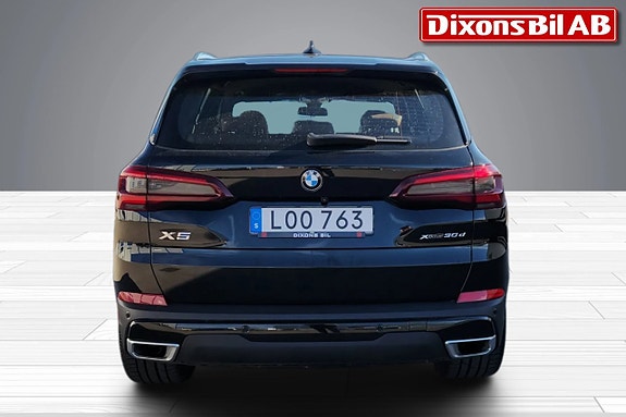 BMW X5 13 of 14
