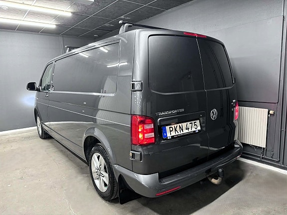 Volkswagen Transporter 9 of 22