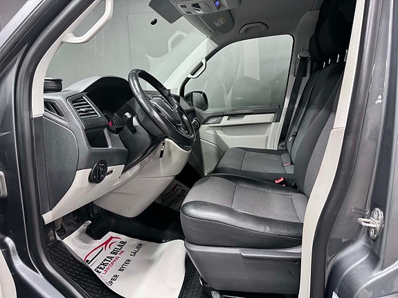 Volkswagen Transporter 11 of 22