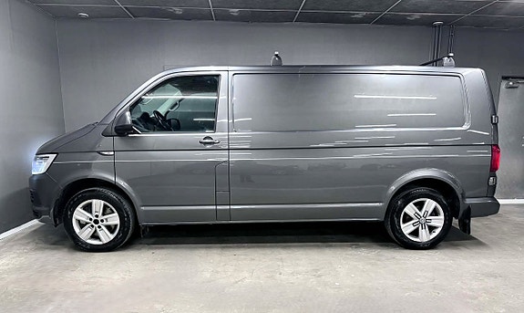 Volkswagen Transporter 4 of 5