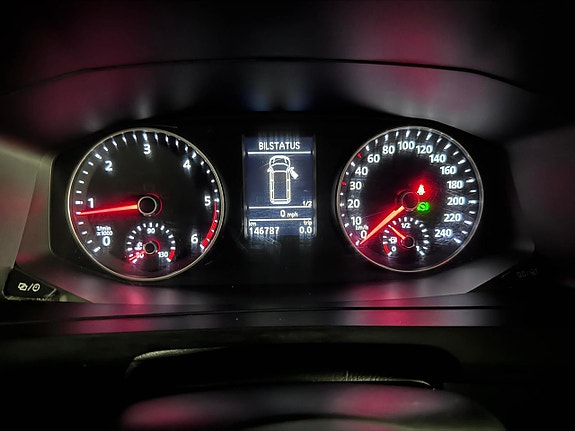 Volkswagen Transporter 16 of 22