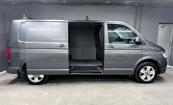 Volkswagen Transporter 8 of 22