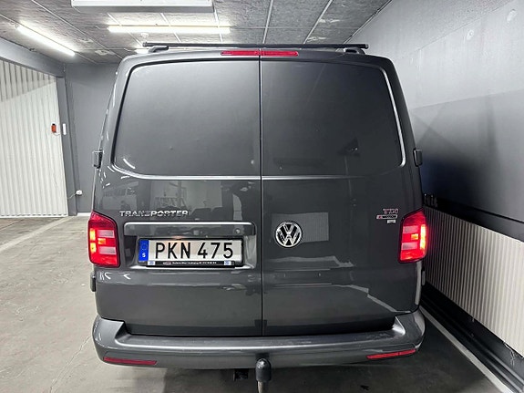Volkswagen Transporter 6 of 22