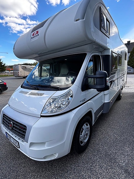 Adria CORAL A 670SL 3,0L, automat, långbädd, 2xAC 18 of 19