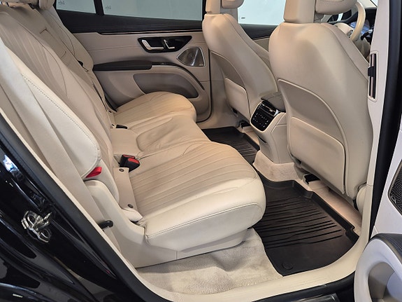 Mercedes-Benz EQS SUV 6 of 10