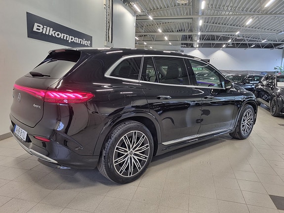 Mercedes-Benz EQS SUV 4 of 22