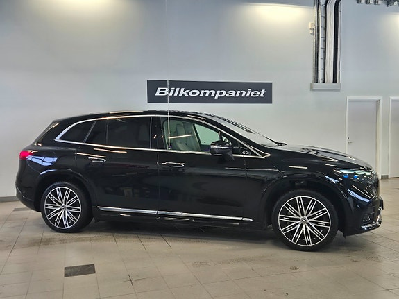 Mercedes-Benz EQS SUV 4 of 5