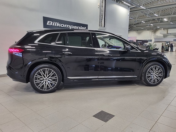 Mercedes-Benz EQS SUV 3 of 22