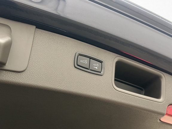Porsche Macan S 8 of 30