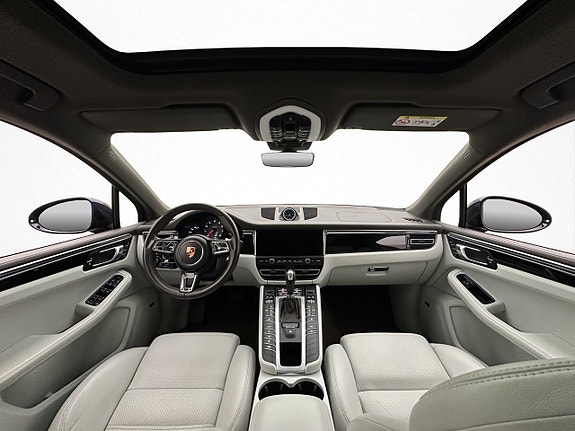 Porsche Macan S 14 of 30