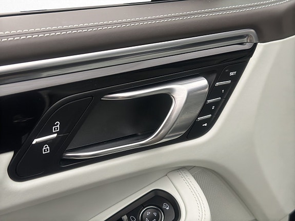 Porsche Macan S 16 of 30