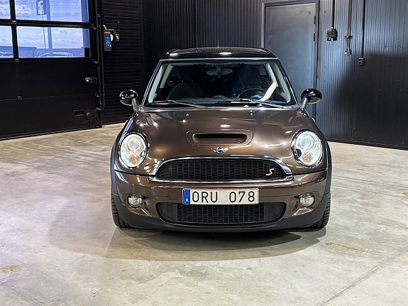 MINI Clubman Cooper S 2 of 5