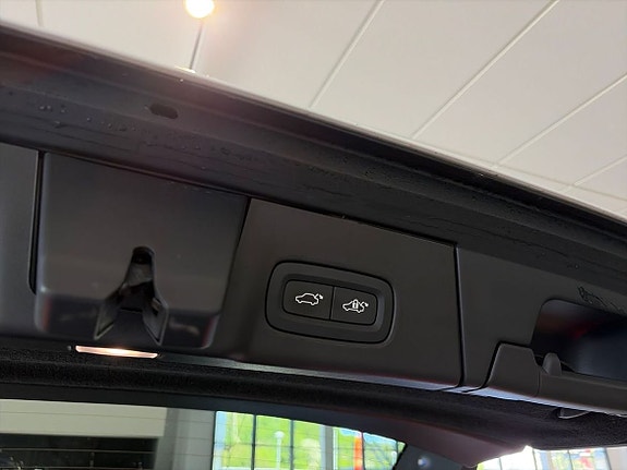 Volvo V90 17 of 19