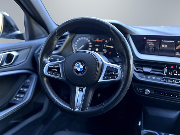 BMW 118i 9 of 9