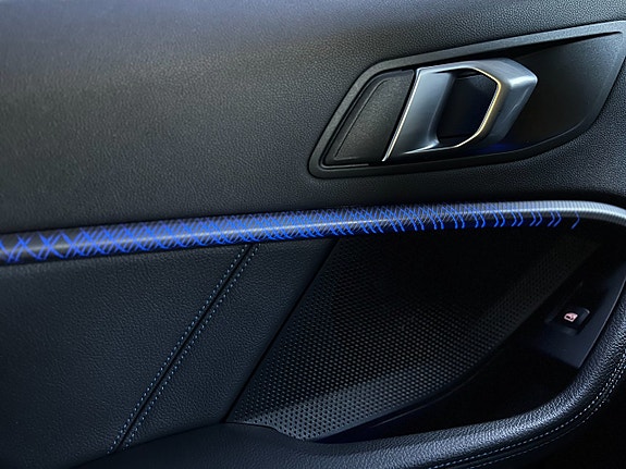BMW 118i 7 of 9