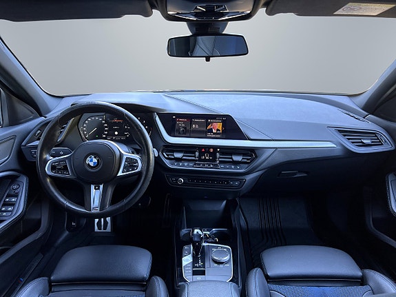 BMW 118i 8 of 9