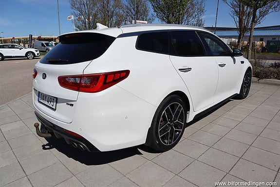 Kia Optima 3 of 5
