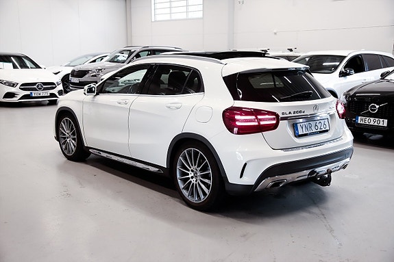 Mercedes-Benz GLA200 d 4 of 16