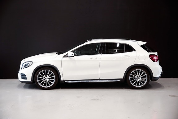 Mercedes-Benz GLA200 d 3 of 16
