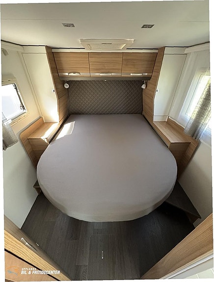 Adria Matrix M 670 SC Solpanel / 3800kg 14 of 18