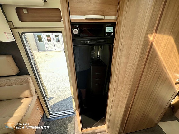 Adria Matrix M 670 SC Solpanel / 3800kg 7 of 18