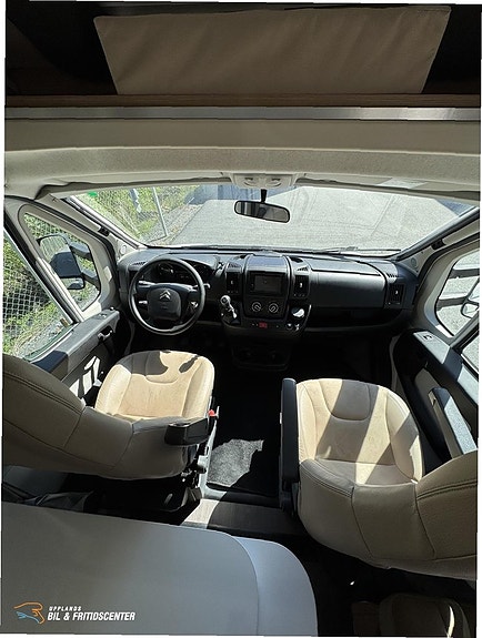 Adria Matrix M 670 SC Solpanel / 3800kg 15 of 18
