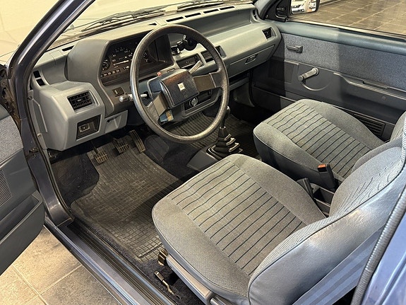 Nissan Micra 7 of 13