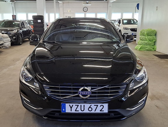 Volvo V60 8 of 29