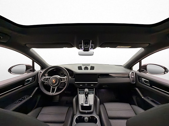 Porsche Cayenne 18 of 30