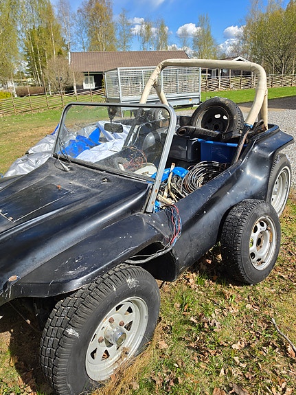 Volkswagen 1500 2 of 9