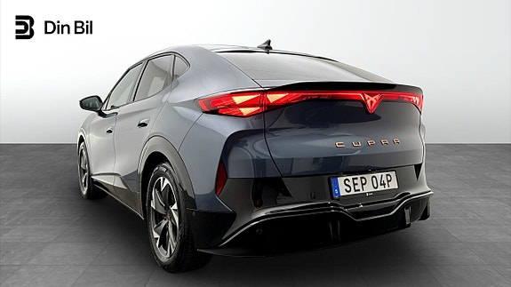 Cupra Tavascan 3 of 5