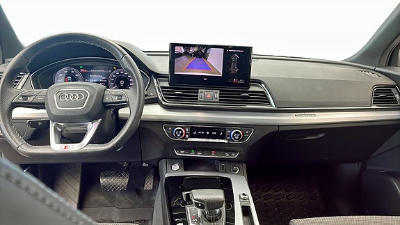 Audi Q5 10 of 13