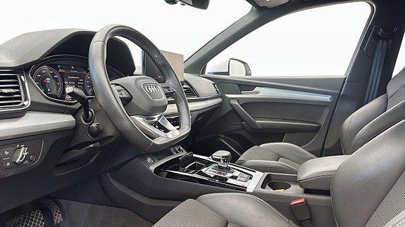 Audi Q5 7 of 13