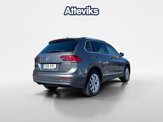 Volkswagen Tiguan 4 of 5