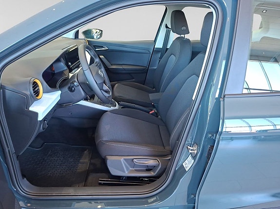 Seat Arona 9 of 15