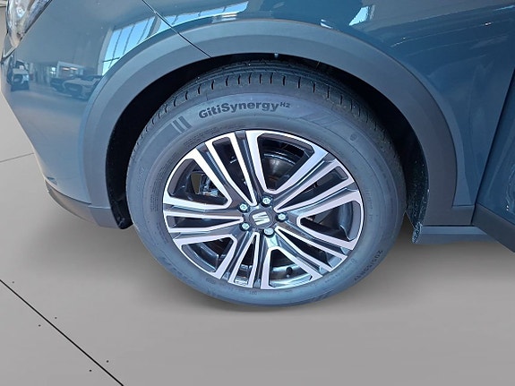 Seat Arona 14 of 15