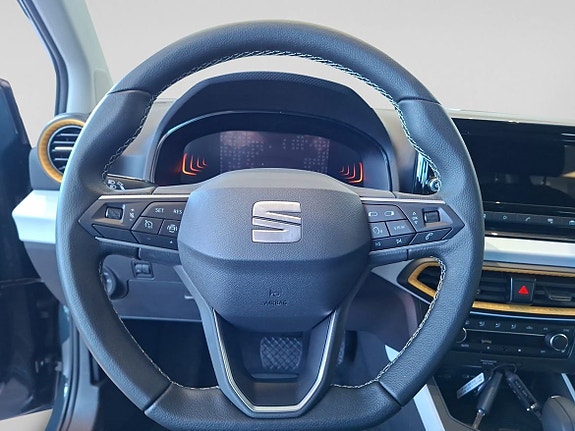 Seat Arona 12 of 15